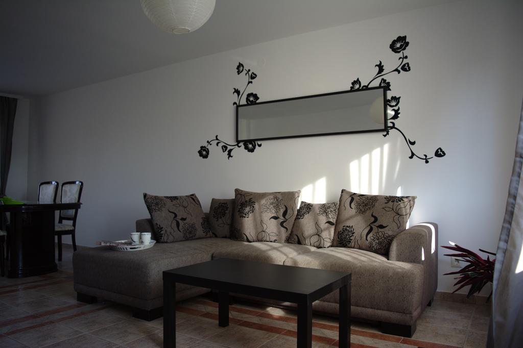 Apartments Place4You Бьеловар Экстерьер фото